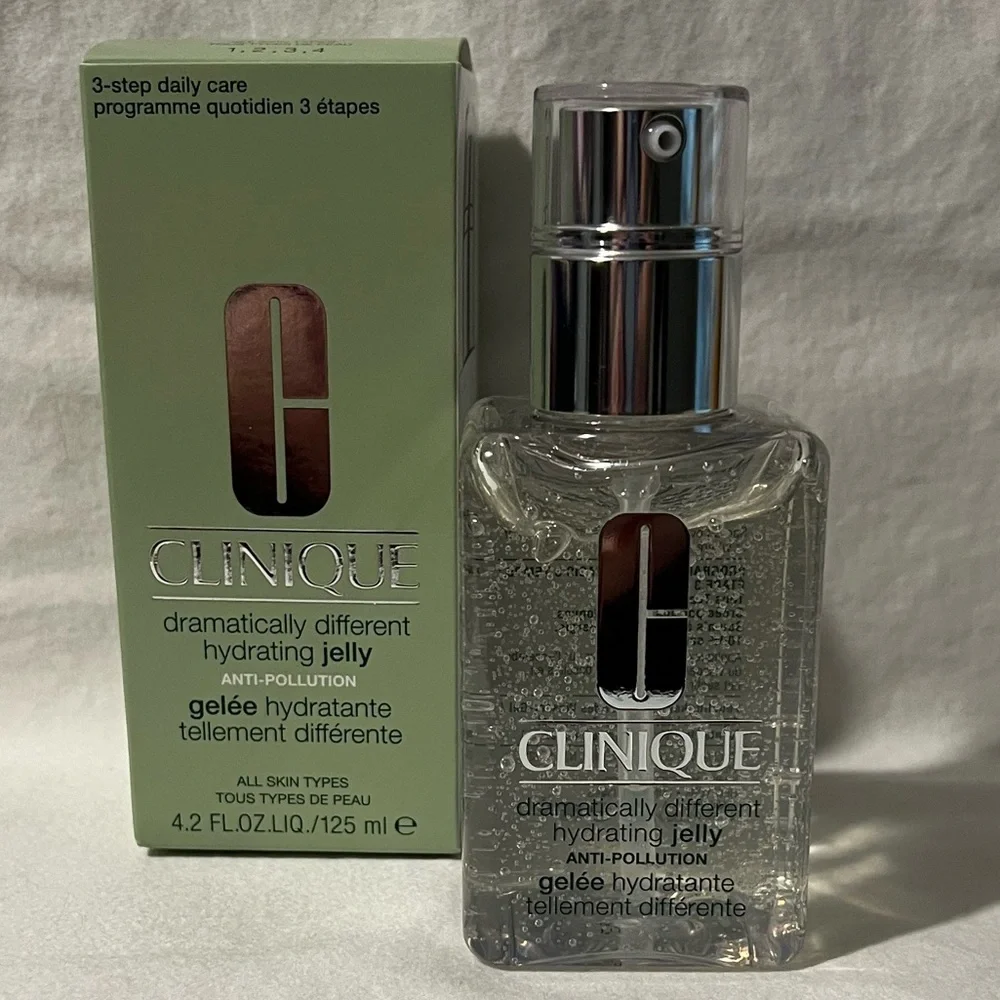 Clinique Dramatically Different Hydrating Jelly New without box